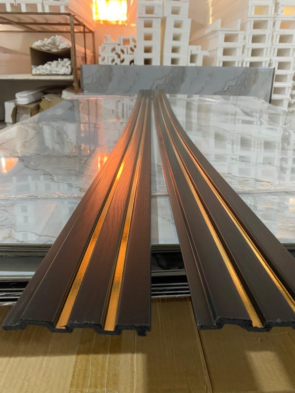 Propiyer Dekoratif lambri P404-105